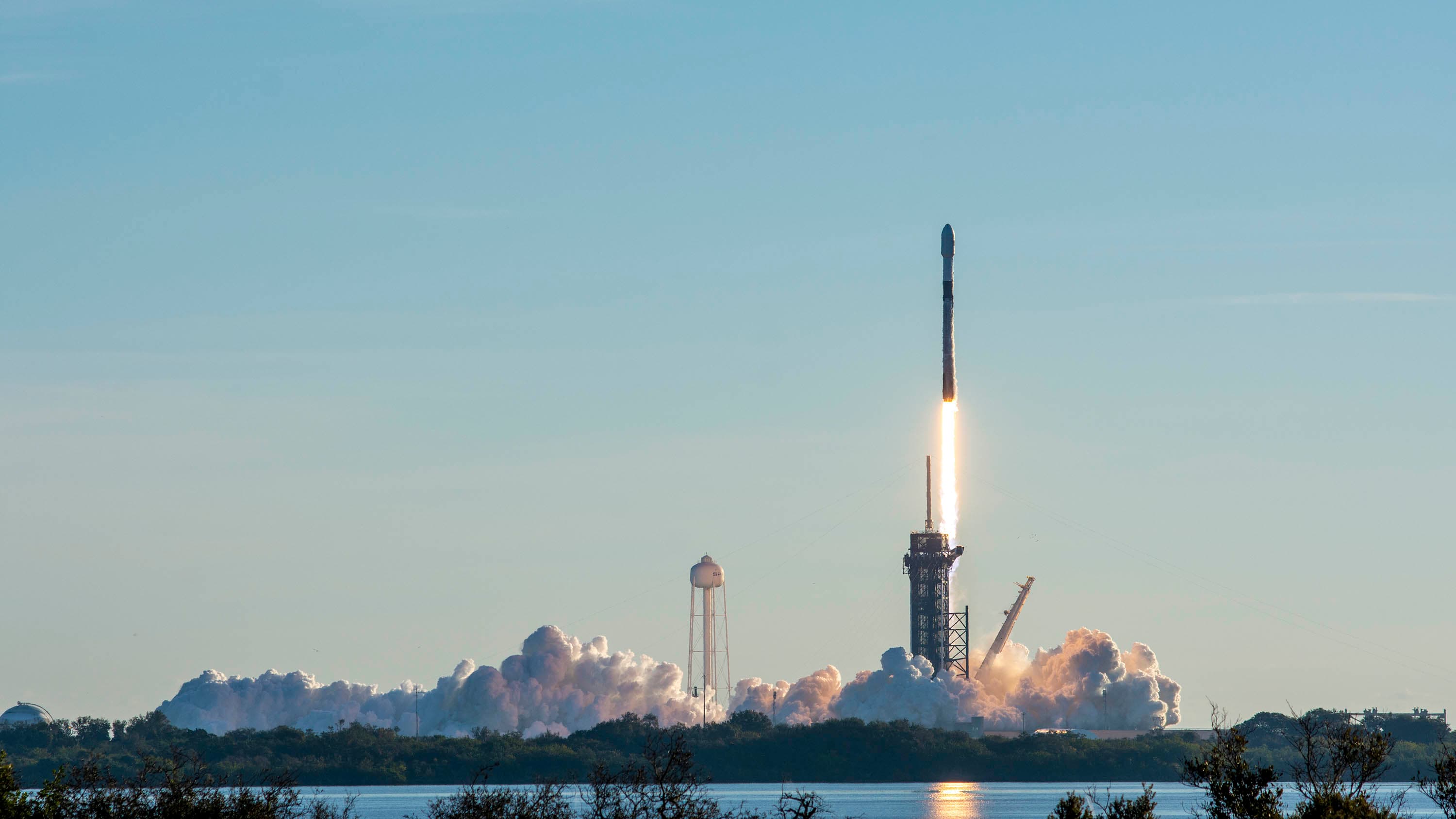 Launch image 4