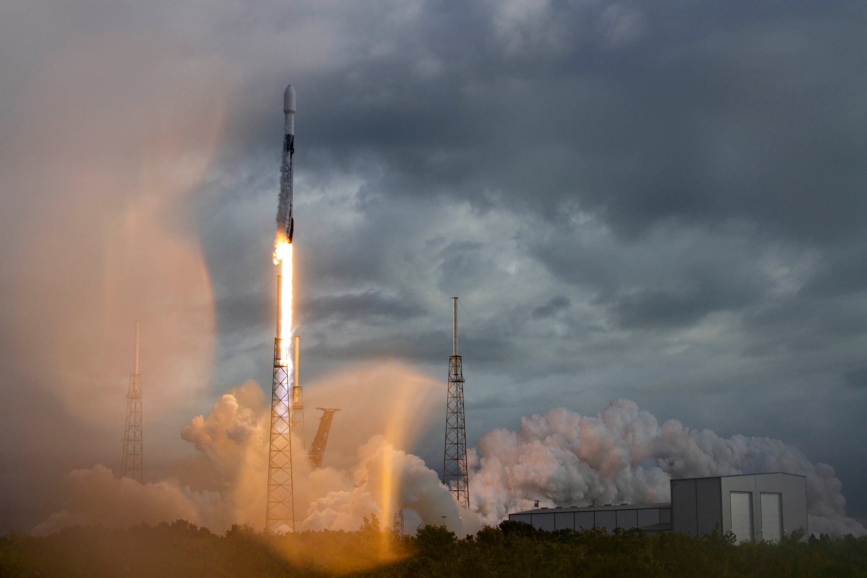 Launch image 4