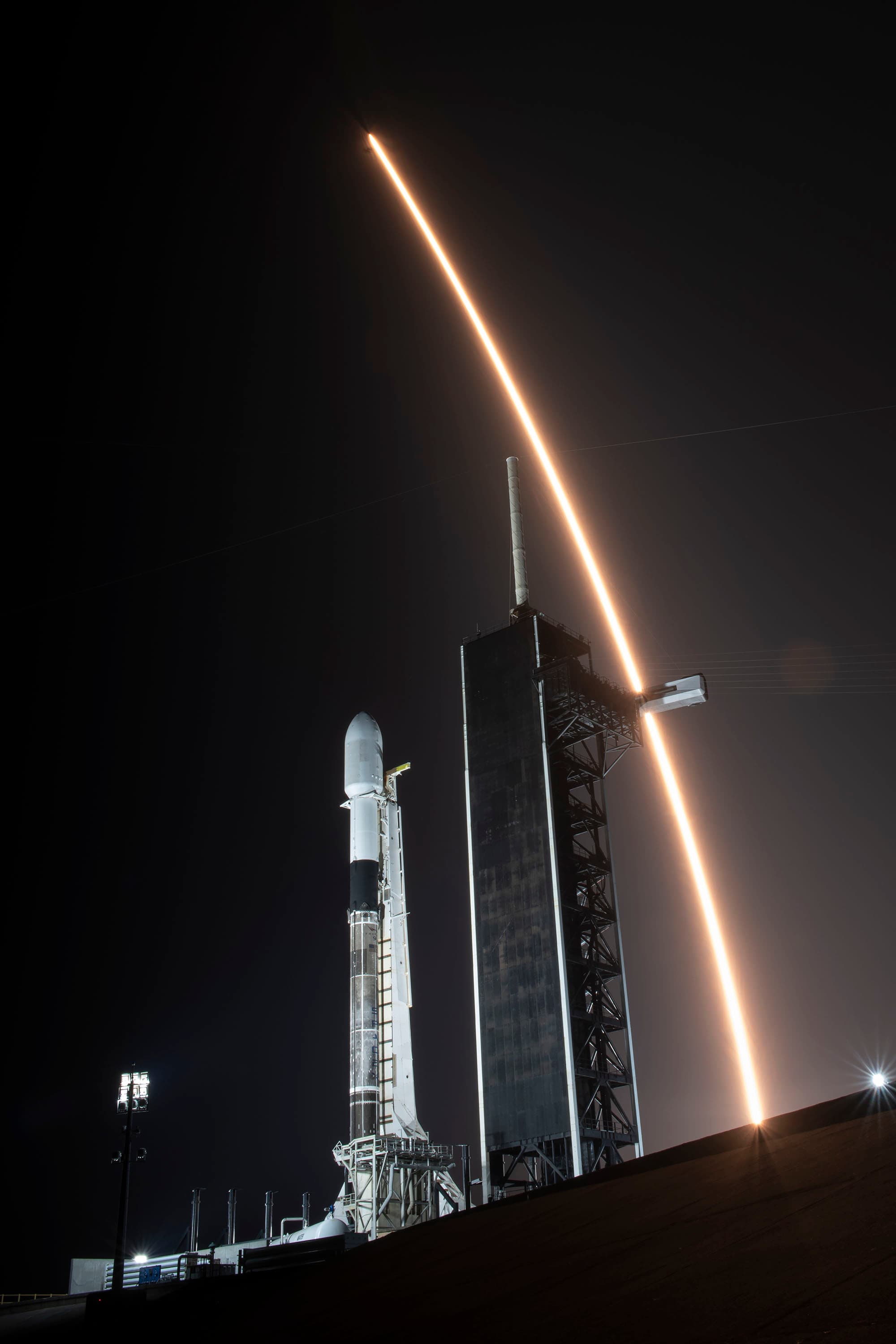 Launch image 3