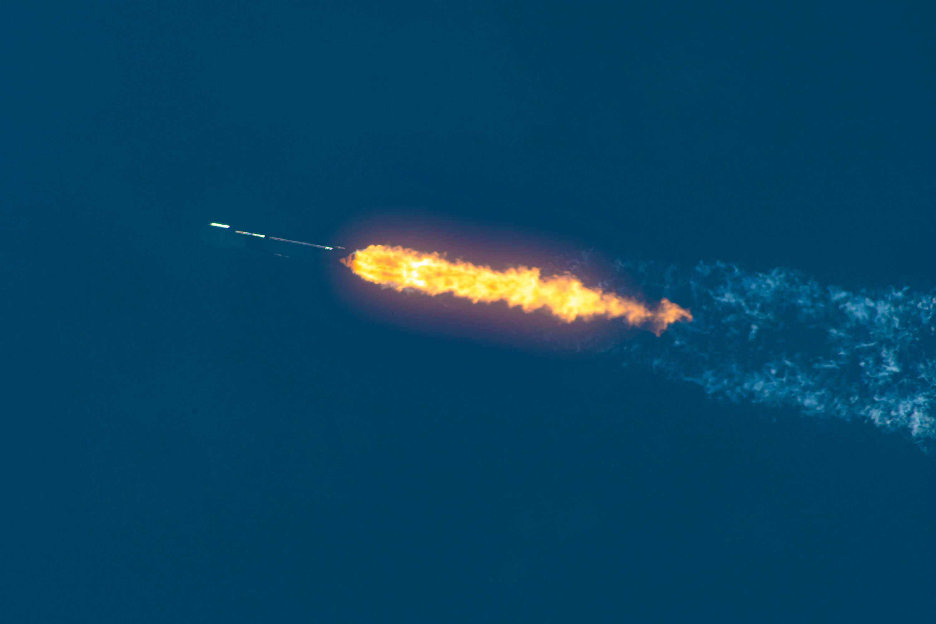 Launch image 3