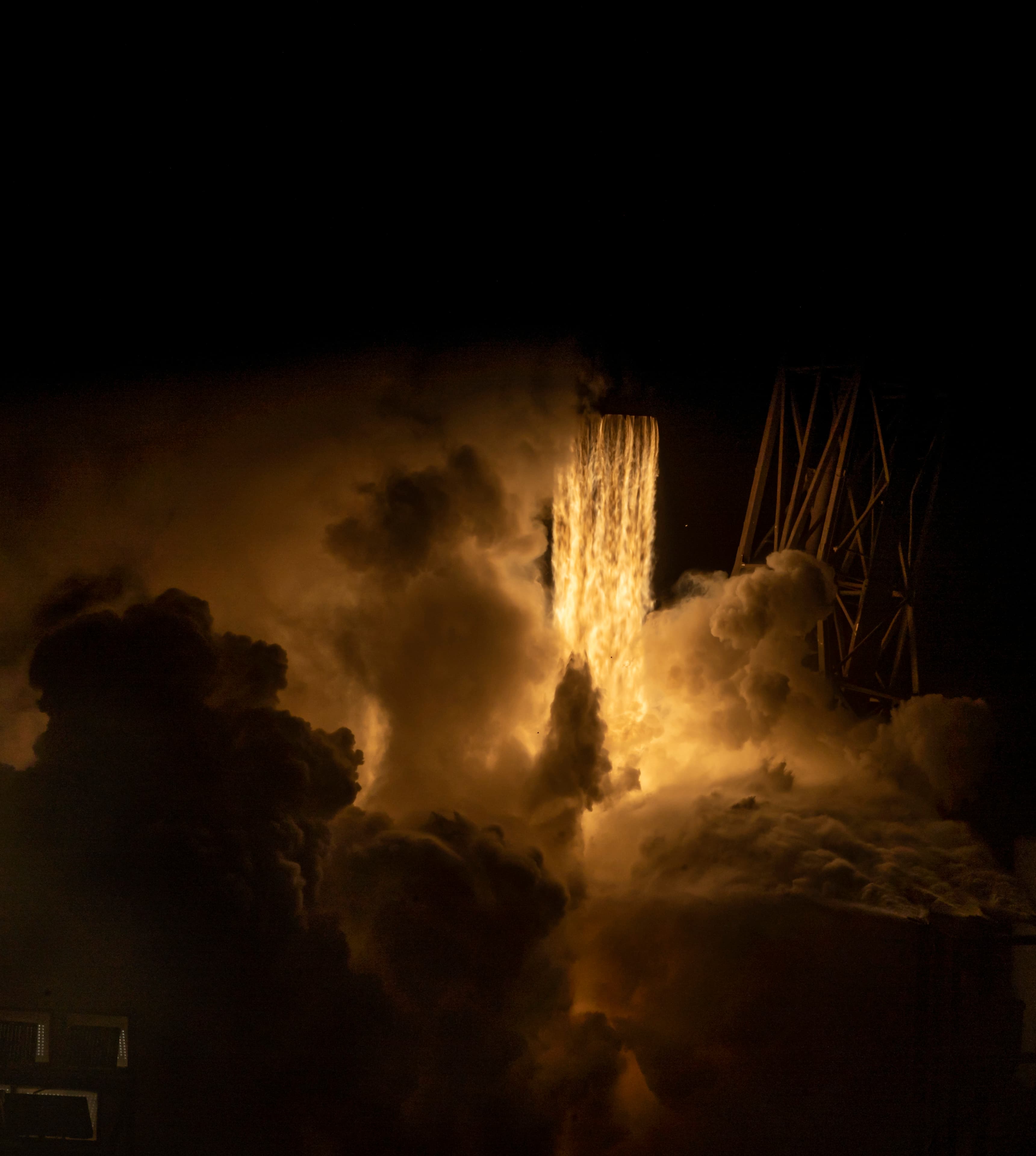 Launch image 3